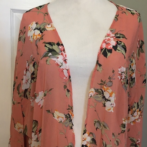 Southern Stitch Floral Kimono - Picture 2 of 6